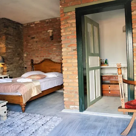 Mosaic Hotel 3*
